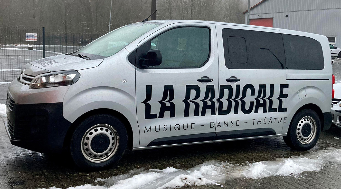 Van La Radicale